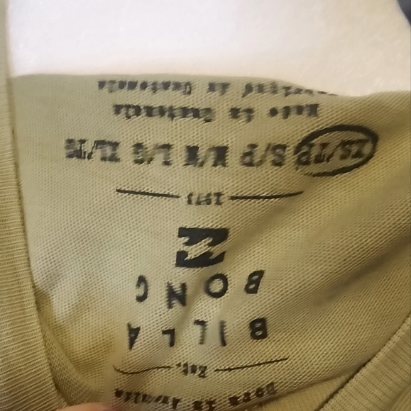 Billabong Graphic Tee in Olive Green - Picture 2 of 3